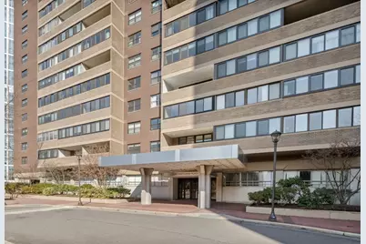9 Hawthorne Pl #16B, Boston, MA 02114 - Photo 1