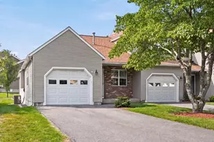 2 Chapman Pl, Leominster, MA 01453 - Photo 1