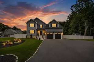 2 Sequoia St, Billerica, MA 01821 - Photo 1