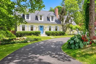 10 Westmoreland Dr, Falmouth, MA 02540 - Photo 1