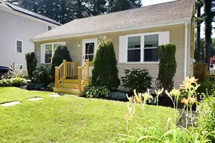 34 13th Ave, Halifax, MA 02338 - Photo 1