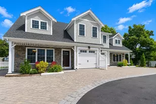 135 Sumner St, Quincy, MA 02169 - Photo 1