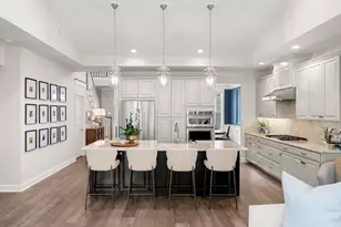 3 Hummingbird Wy, Methuen, MA 01844 - Photo 1