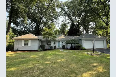 97 Overlook Dr, Springfield, MA 01118 - Photo 1