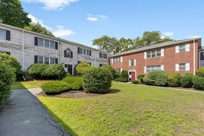 124 Lake Shore Rd #2, Boston, MA 02135 - Photo 1