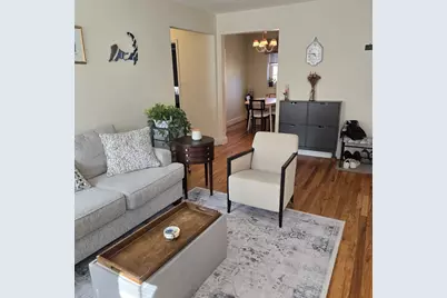 31-1/2  Englewood Ave #3, Brookline, MA 02445 - Photo 1