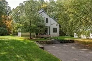 32 Nason Hill Rd, Sherborn, MA 01770 - Photo 1