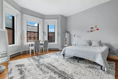 389 Beacon Street #8, Boston, MA 02116 - Photo 1