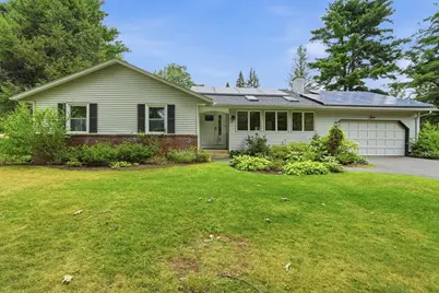 31 Colonial Court, Amherst, MA 01002 - Photo 1