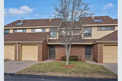 51 Cottonwood Dr #90-2, Stoughton, MA 02072 - Photo 1