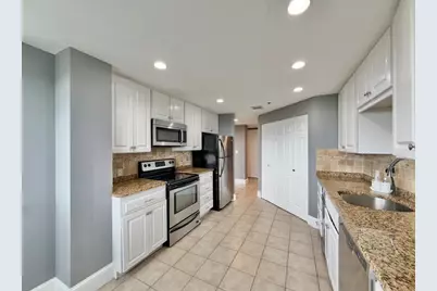 200 Burhkall #701, Weymouth, MA 02190 - Photo 1
