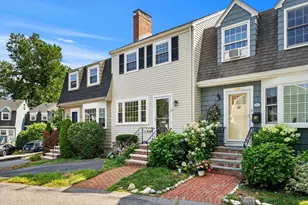 7 Bradford Ct, Marblehead, MA 01945 - Photo 1