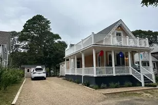 9 Brunswick, Oak Bluffs, MA 02557 - Photo 1