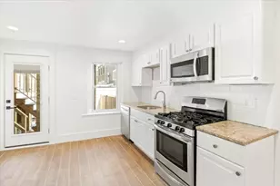 301 Bunker Hill St, Boston, MA 02129 - Photo 1
