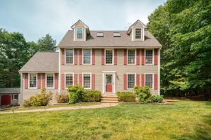 7 Magnolia Dr, Ayer, MA 01432 - Photo 1