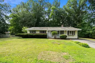 11 St Marys Rd, Burlington, MA 01803 - Photo 1
