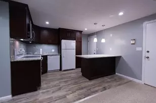 3 Hallmark Gdns, Burlington, MA 01803 - Photo 1