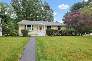 32 Saratoga Dr, Worcester, MA 01606 - Photo 1