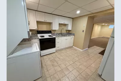 63 Newell Rd #B, Newton, MA 02466 - Photo 1