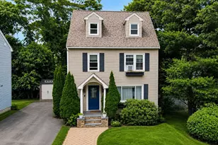 14 Loyola Cir, Boston, MA 02132 - Photo 1