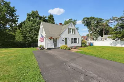 4 Loring St, Auburn, MA 01501 - Photo 1