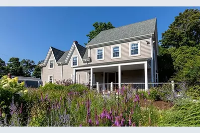 34 Mount Pleasant Street, Plymouth, MA 02360 - Photo 1