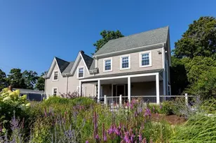 34 Mt Pleasant St, Plymouth, MA 02360 - Photo 1