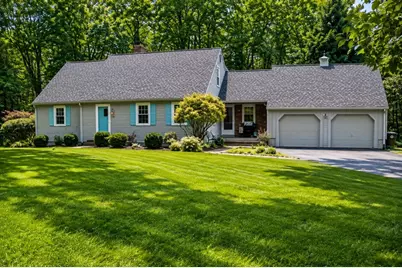 40 Middle St, West Newbury, MA 01985 - Photo 1