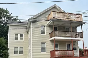 10 5th Ave, Webster, MA 01570 - Photo 1