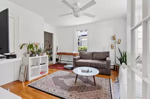 17 Holworthy Pl, Cambridge, MA 02138 - Photo 1