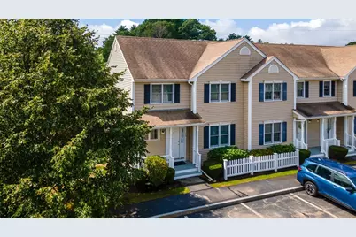 33 Freedom Cir #33, Pembroke, MA 02359 - Photo 1