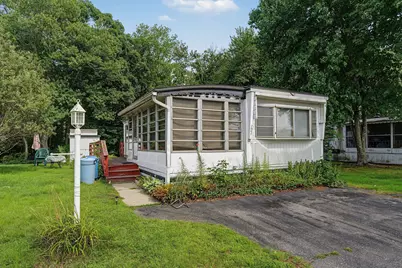 121 Mayflower Ave, Taunton, MA 02780 - Photo 1