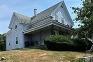 34 Penn St, Quincy, MA 02169 - Photo 1