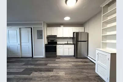 625 Main Street #5, Reading, MA 01867 - Photo 1
