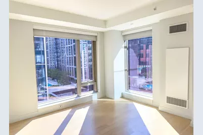 133 Seaport Blvd #919, Boston, MA 02210 - Photo 1