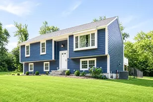 174 Bent St, Franklin, MA 02038 - Photo 1