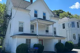 560 Church St, Northbridge, MA 01534 - Photo 1