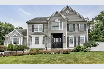 188 Crosby St Ext, Haverhill, MA 01830 - Photo 1