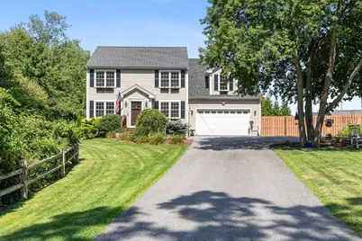 380 N Wheaton Ave, Seekonk, MA 02771 - Photo 1