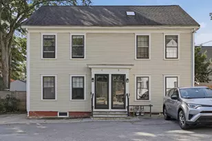 1 Lincoln Ct, Amesbury, MA 01913 - Photo 1