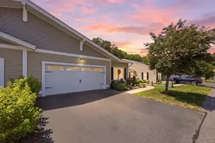 89 Rogerson Crossing, Uxbridge, MA 01569 - Photo 1