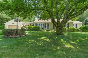 28 Lawrence Rd, Halifax, MA 02338 - Photo 1
