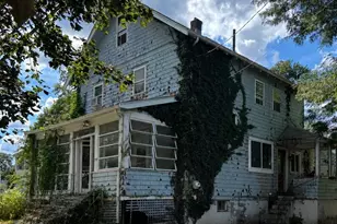 172 Bishop St, Framingham, MA 01702 - Photo 1