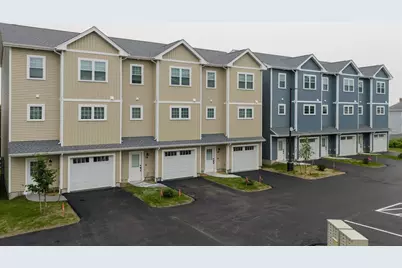 2492 South Main Street #5A, Fall River, MA 02724 - Photo 1