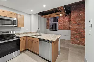 90 Grove St, Worcester, MA 01605 - Photo 1