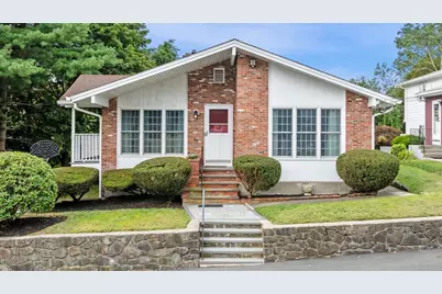 11 Mooney Rd, Salem, MA 01970 - Photo 1