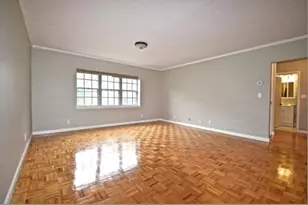 35 Lake Shore Ct, Boston, MA 02135 - Photo 1