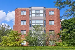975 Massachusetts Ave, Arlington, MA 02476 - Photo 1