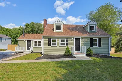 395 Oak St, Franklin, MA 02038 - Photo 1
