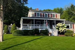 11 Phyllis Ave, Burlington, MA 01803 - Photo 1